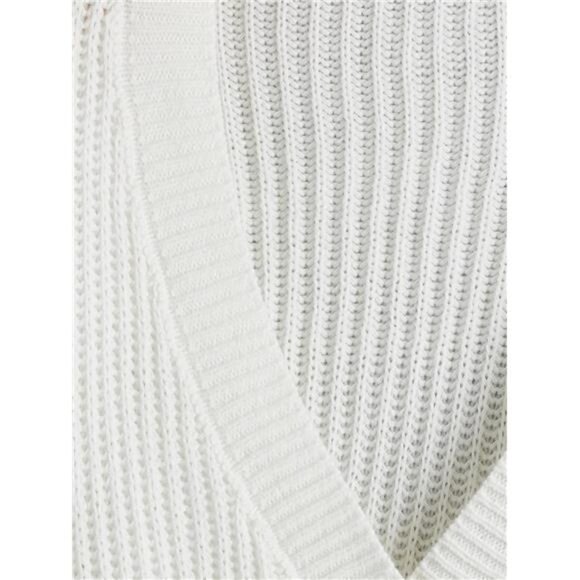 Women's Long Sleeve Button-Down Crop Cardigan - Picture 4 of 8